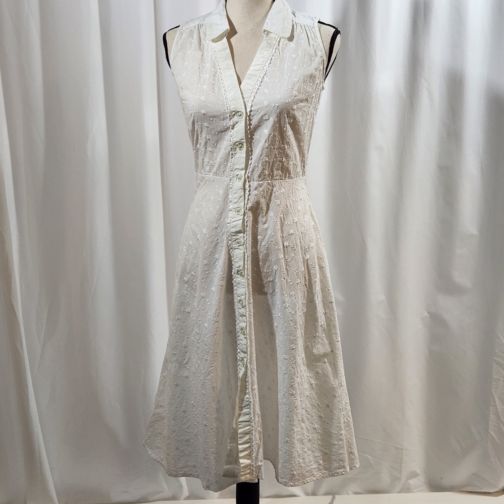Antilia Femme White Eyelet Button DownDress Small